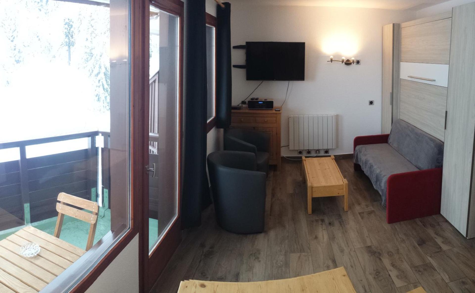 Superbe appartement en résidence skis aux pieds