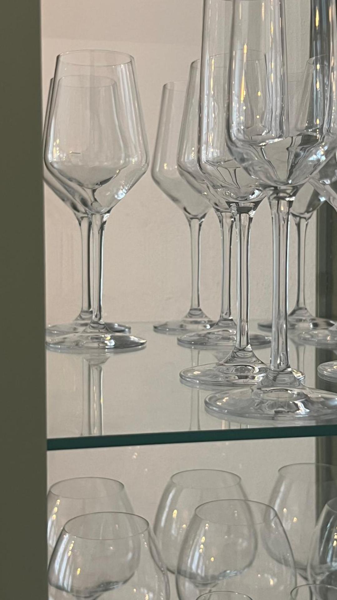 Ruim comfortabel appartement centrum Breda MET restaurant!