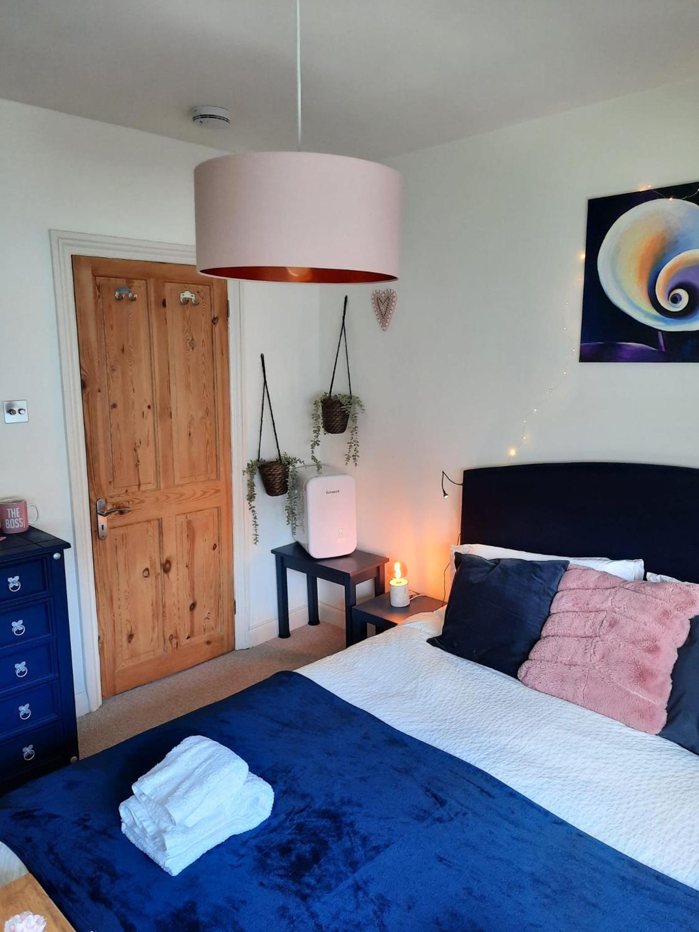 Super king bedroom with large ensuite