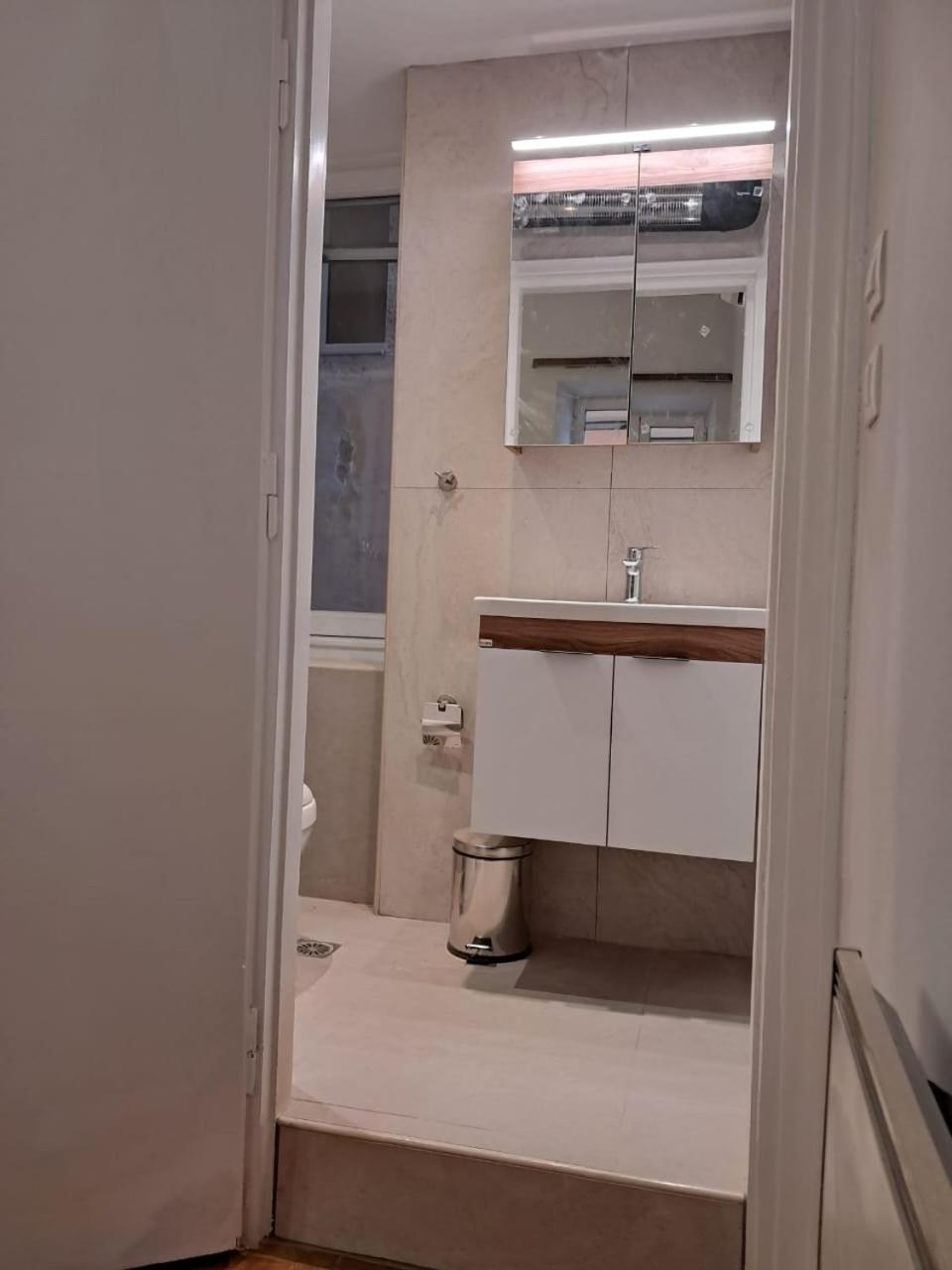 Liston Suites Anastasia