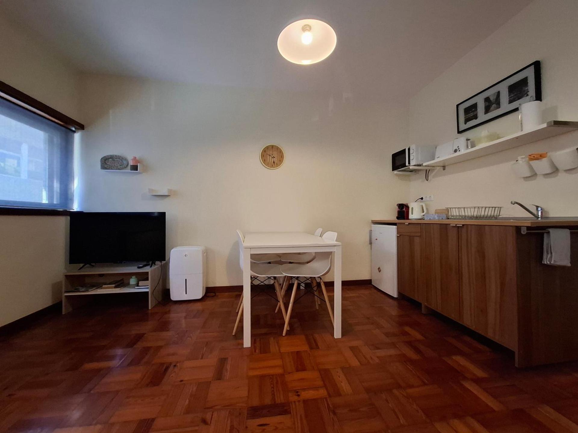 Studio 312 - With Free Parking