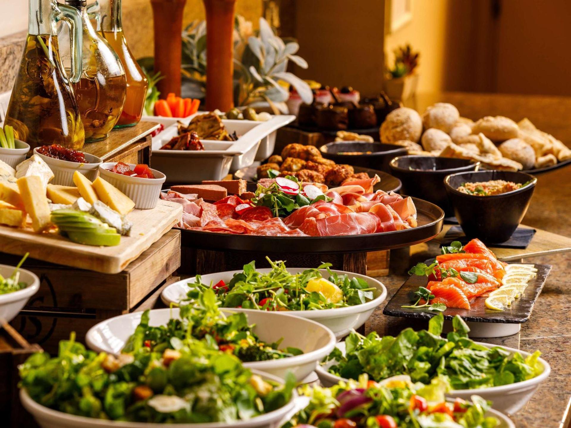 Restaurant/places to eat