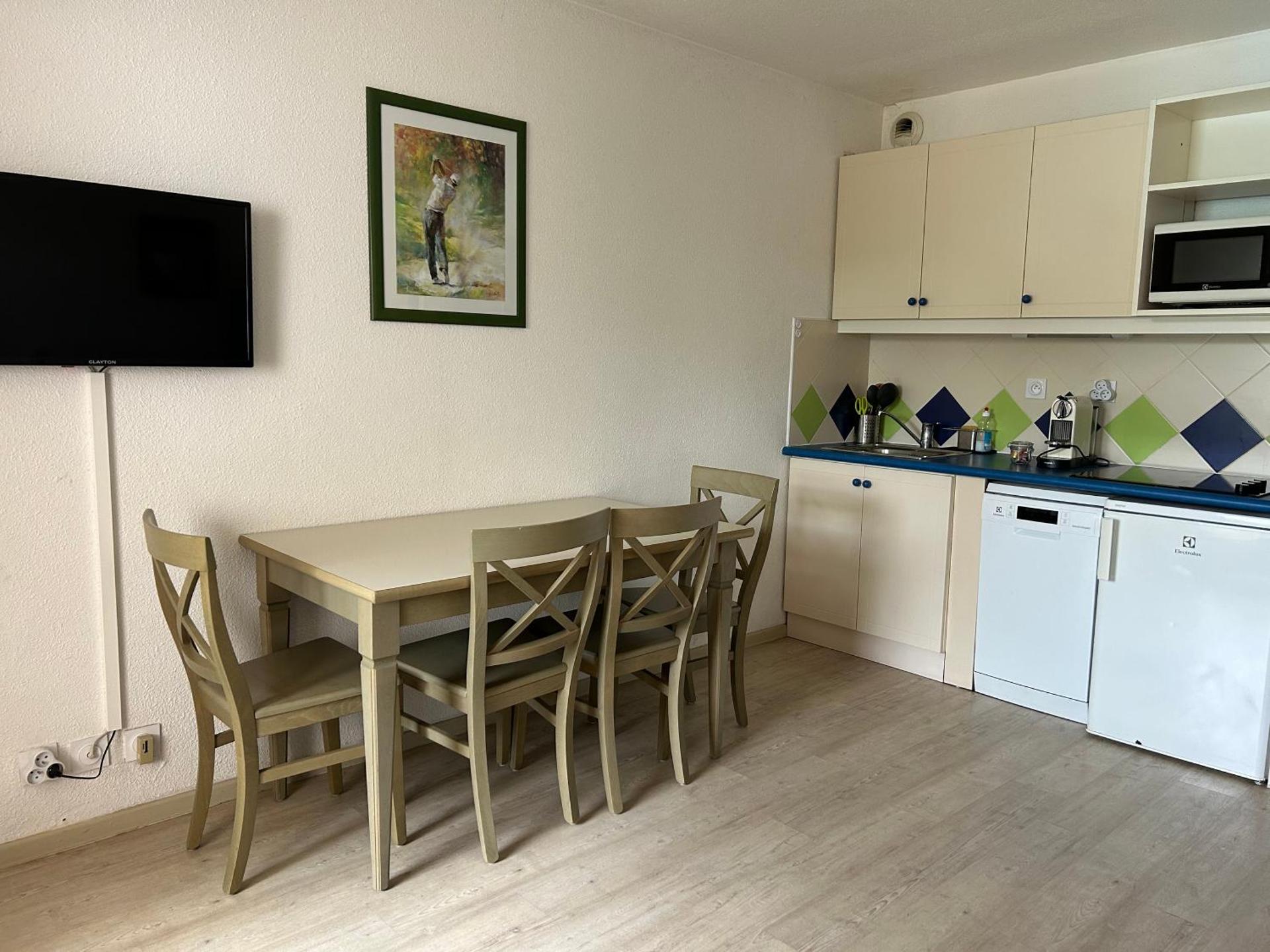 Appartement vue Piscine - clim