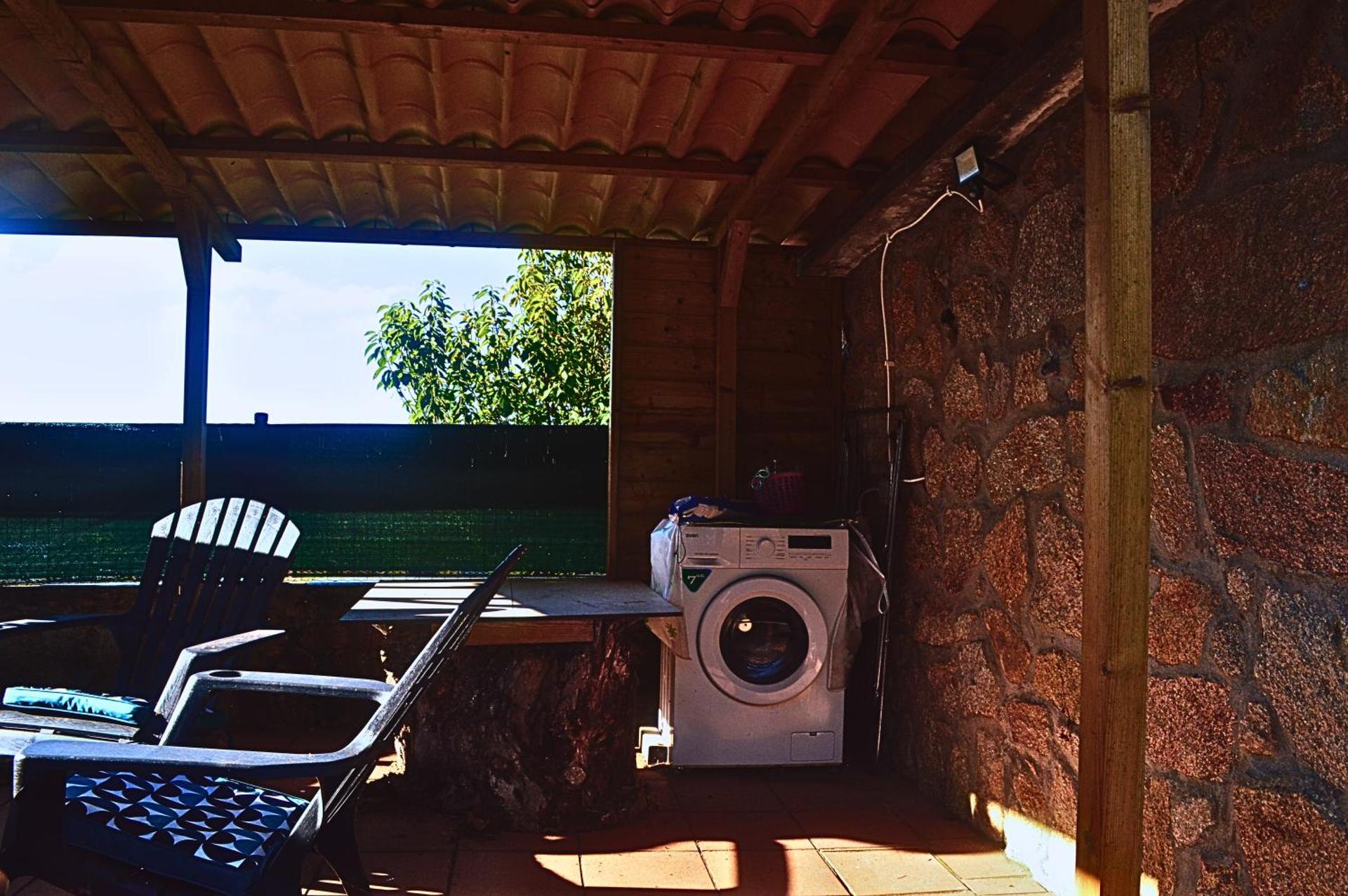 Cabaña con Piscina en Doniños