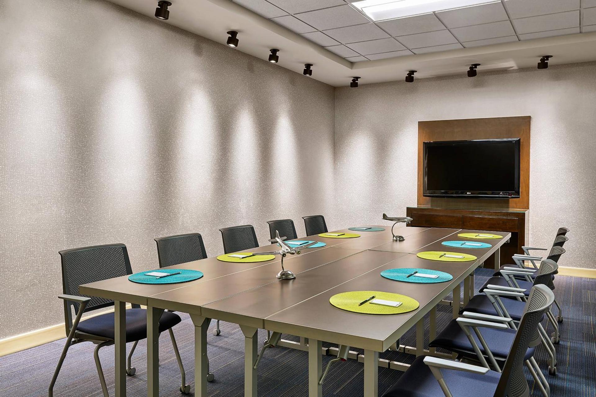Meeting/conference room
