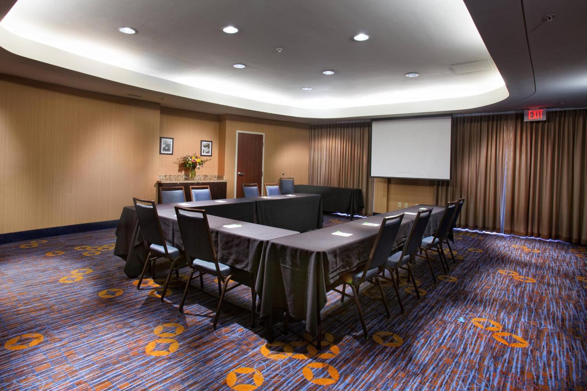 Meeting/conference room