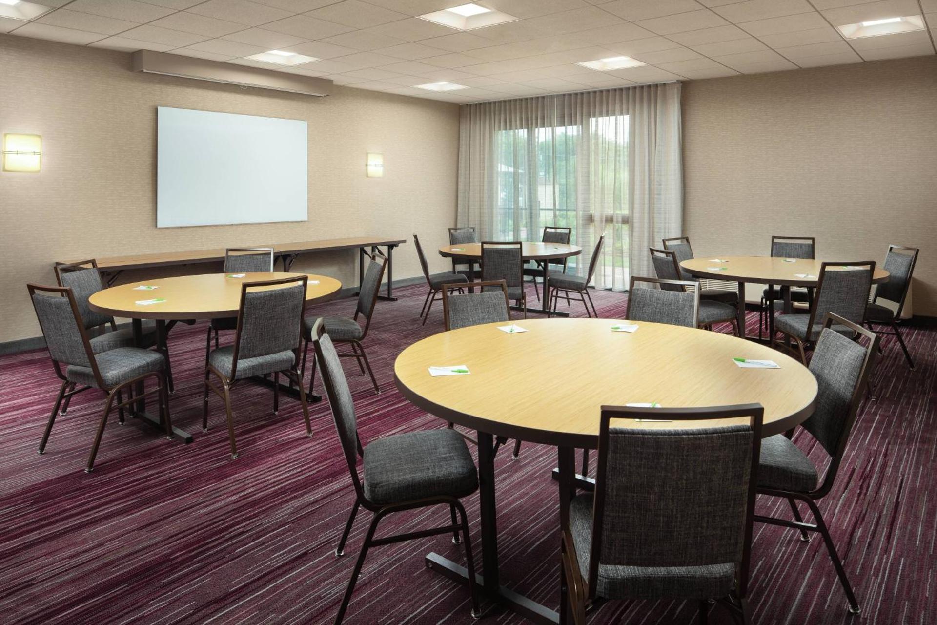 Meeting/conference room