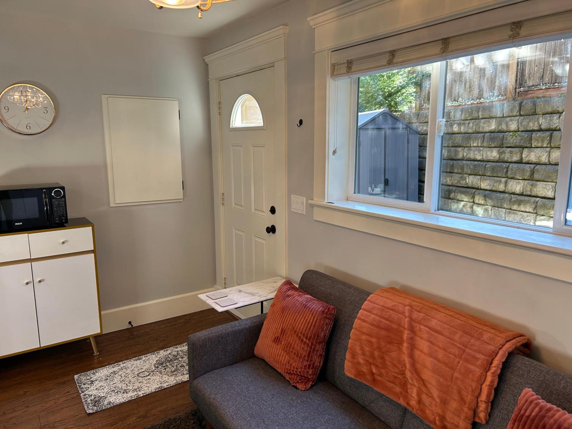 Garden Suite in Colwood