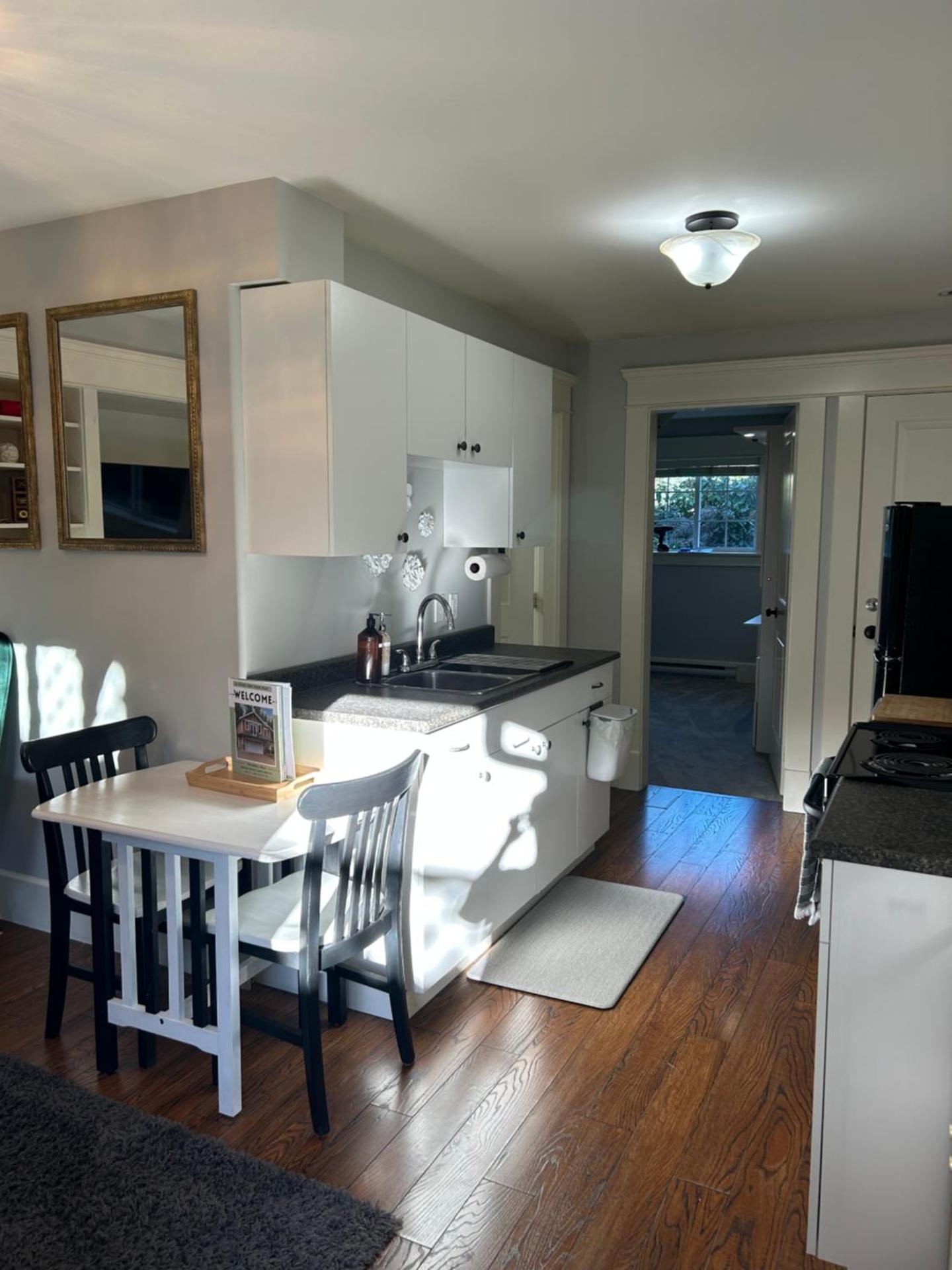 Garden Suite in Colwood