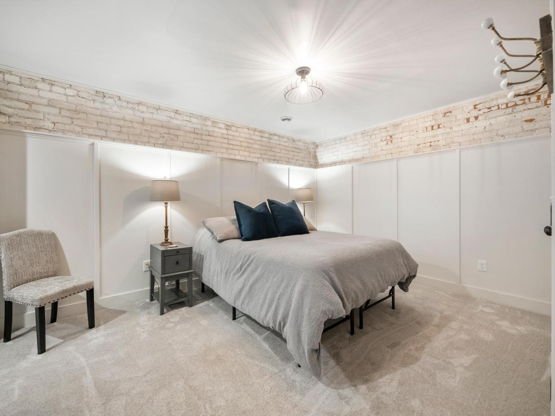 Spanish Charm 4bed/3bath