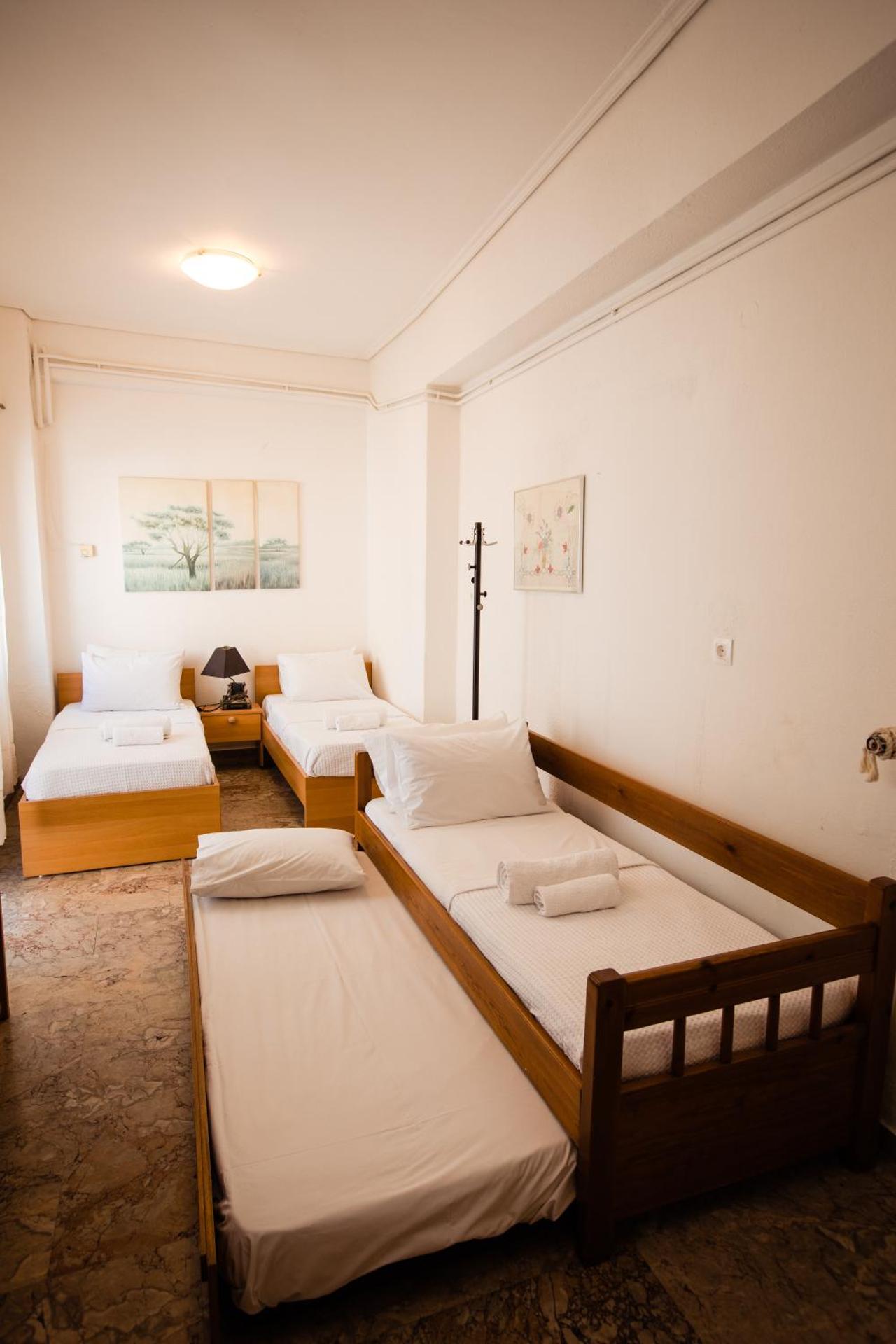 Μεγάλο Διαμέρισμα με ευρύχωρο μπαλκόνι στην Αθήνα