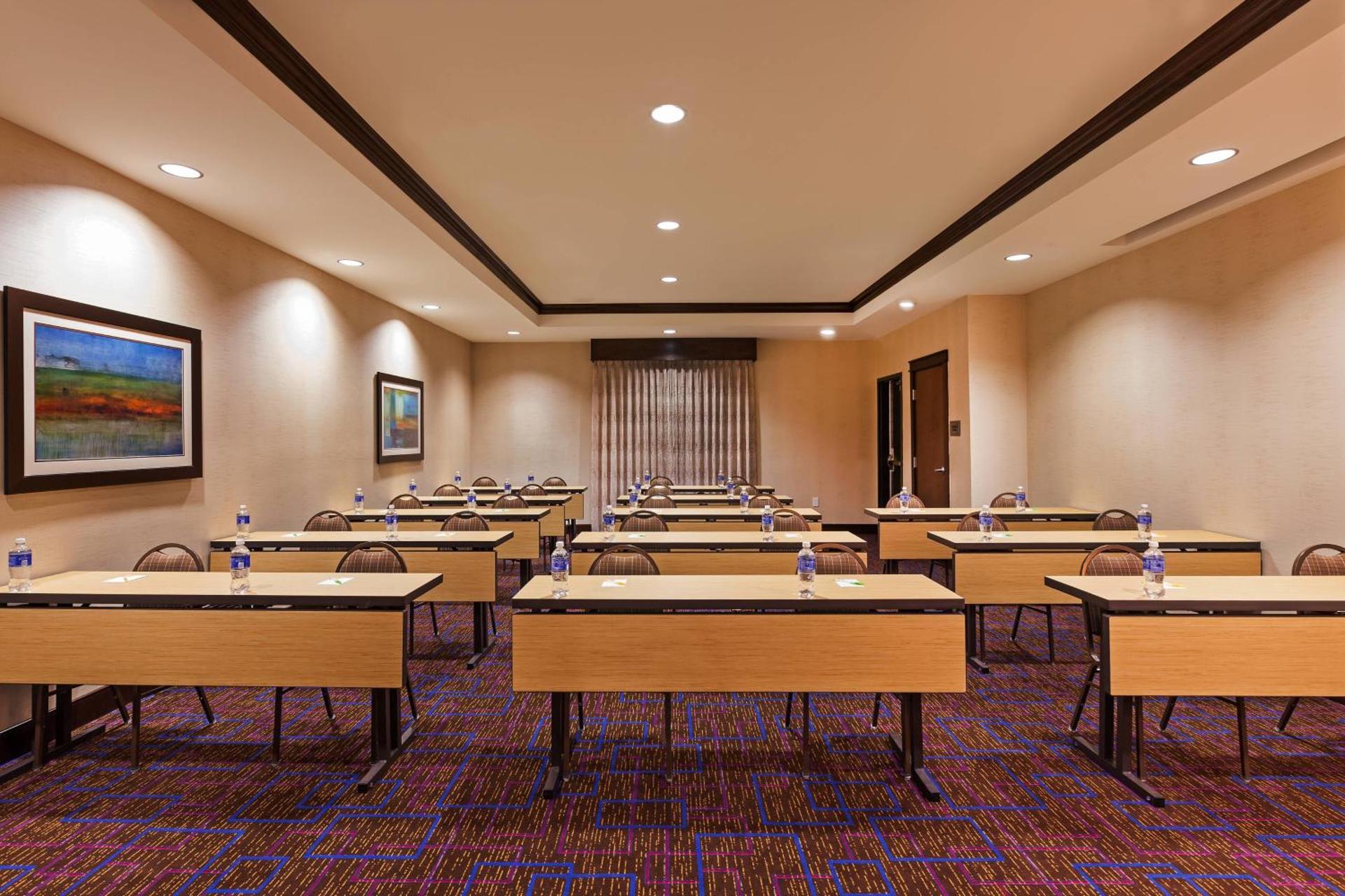 Meeting/conference room