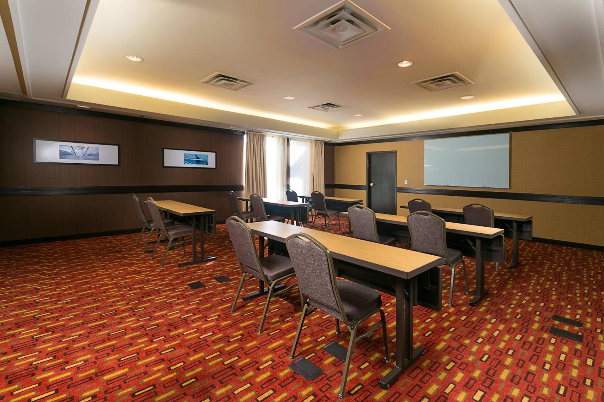 Meeting/conference room