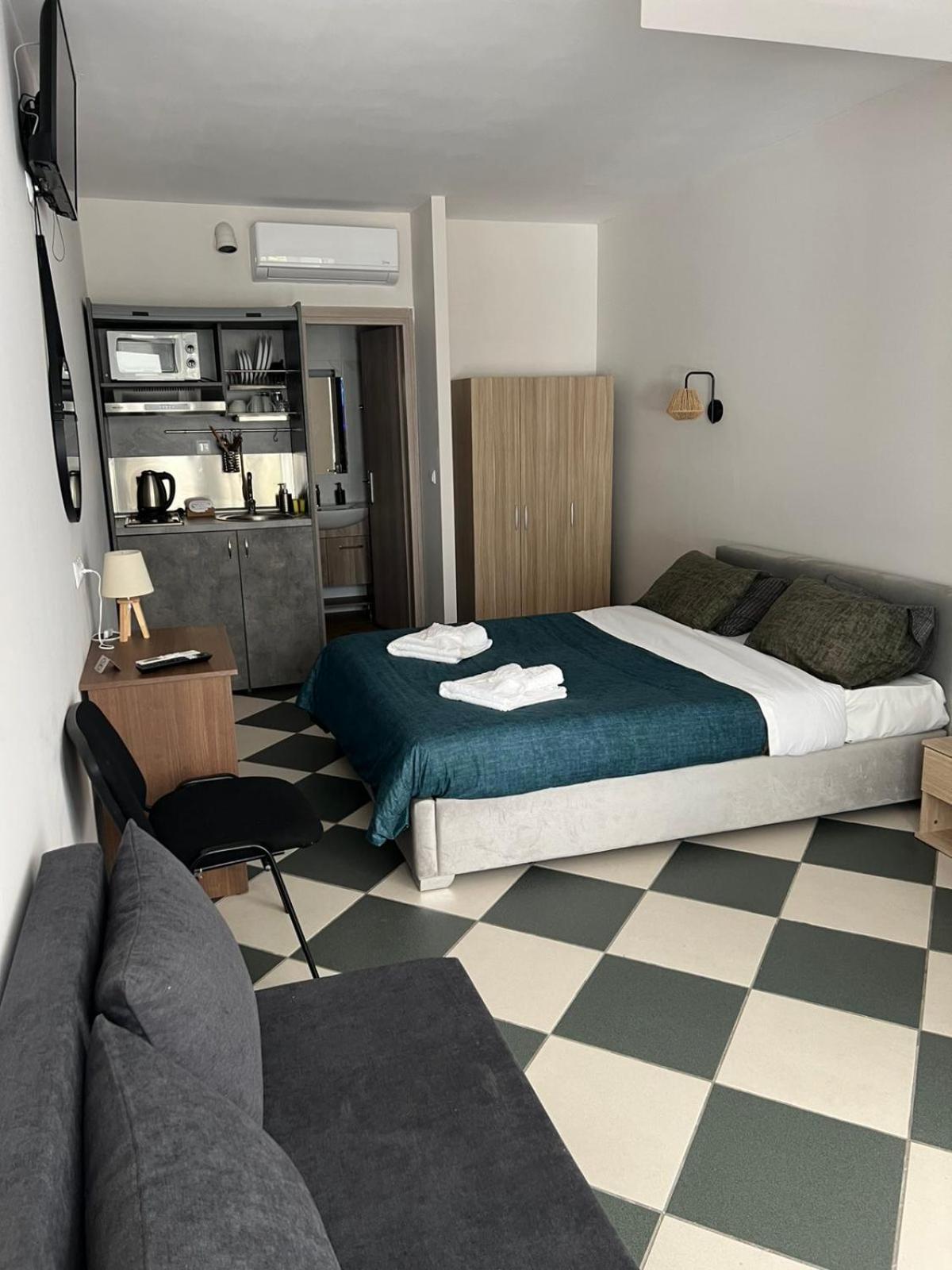 Studio Apartment with Balcony