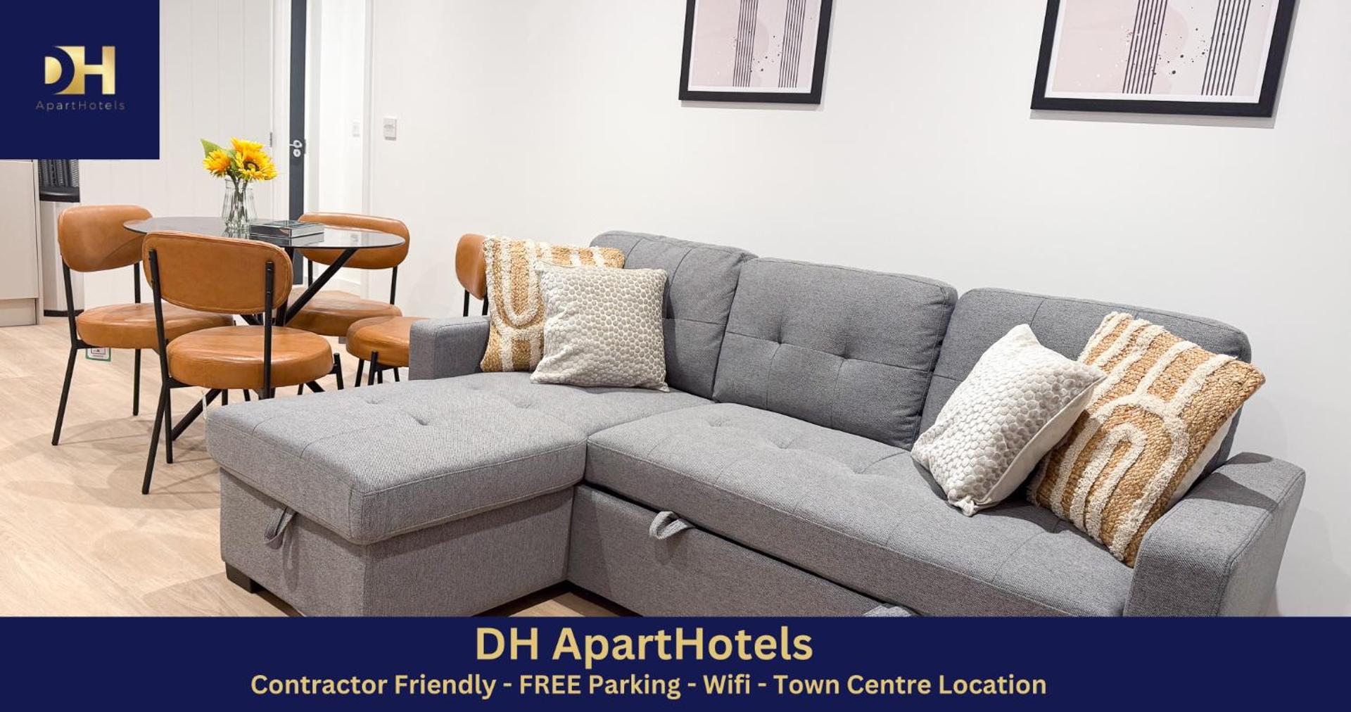 Spacious Modern 1 Bed Apartments in St Neots - Perfect for Contractors & Professionals - Free Parking - WiFi - Fully Equipped Kitchen - Smart TV Ideal for Work Stays and Long Projects