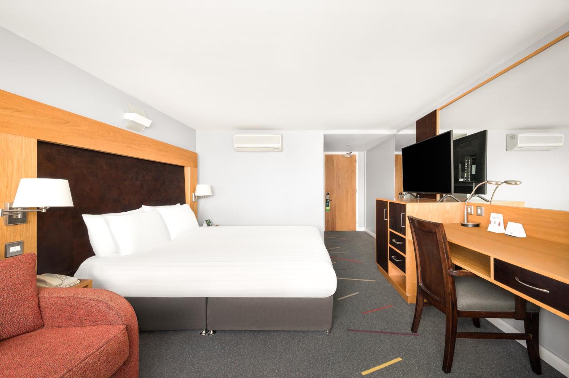 Standard Queen Room - Disability Access