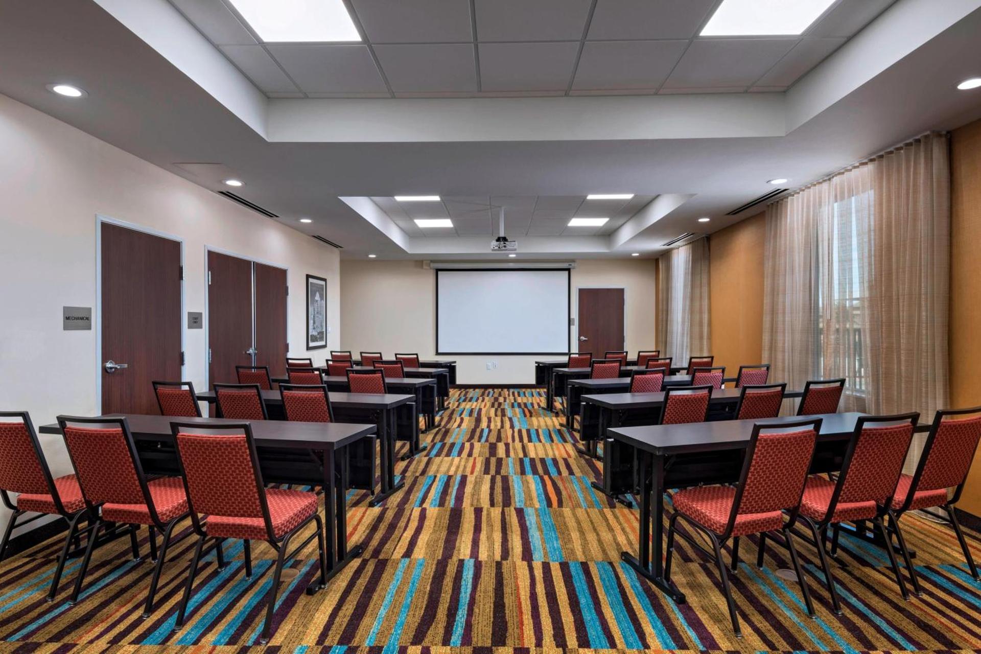 Meeting/conference room