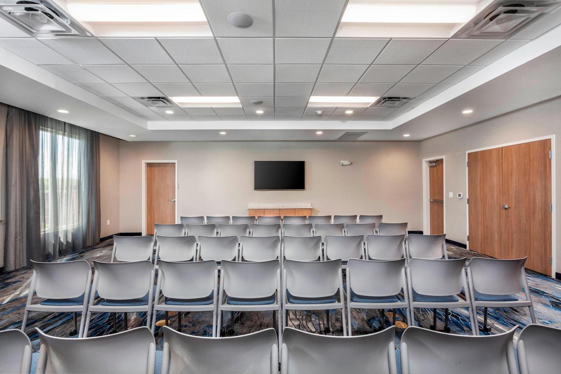 Meeting/conference room