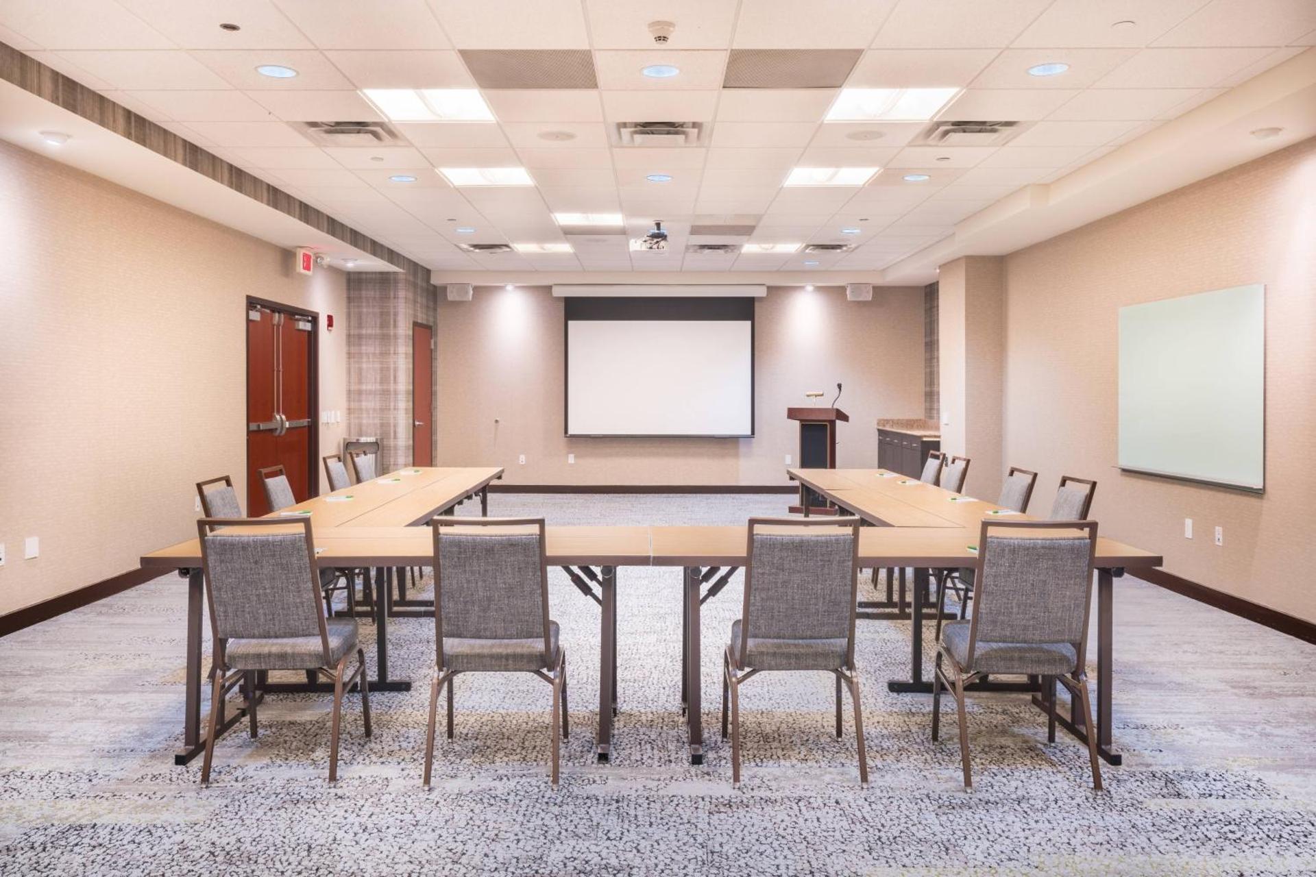 Meeting/conference room
