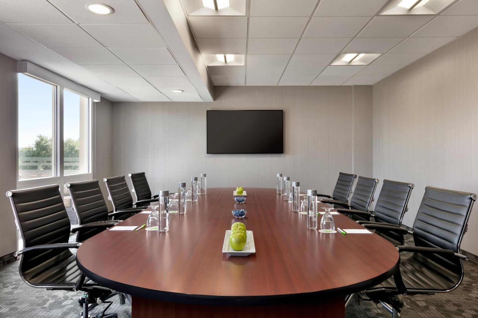 Meeting/conference room