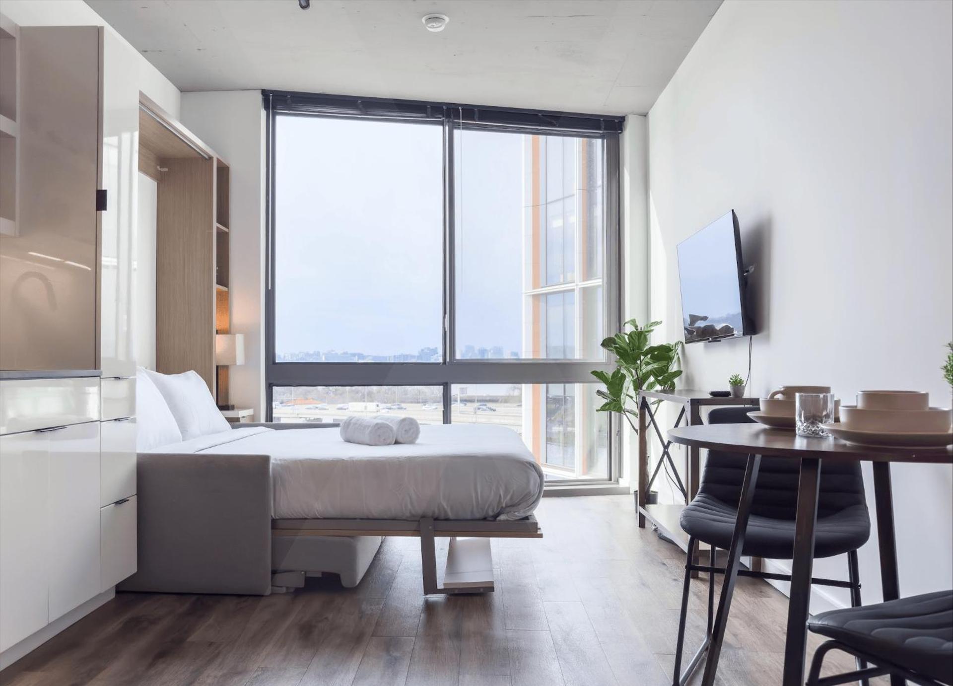 Monthier The Wharf BLW9S5U7-2