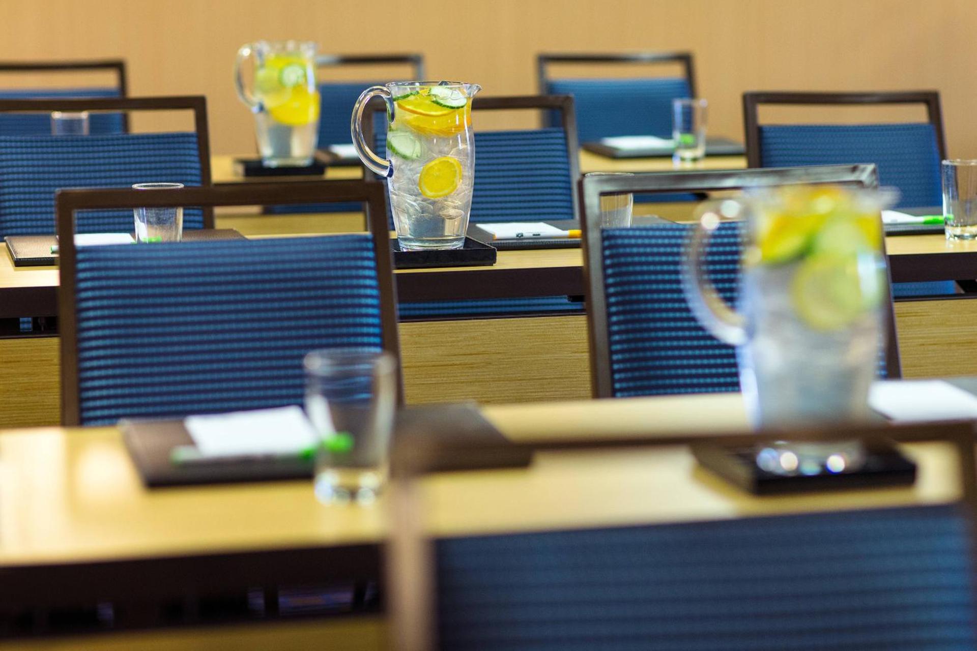 Meeting/conference room