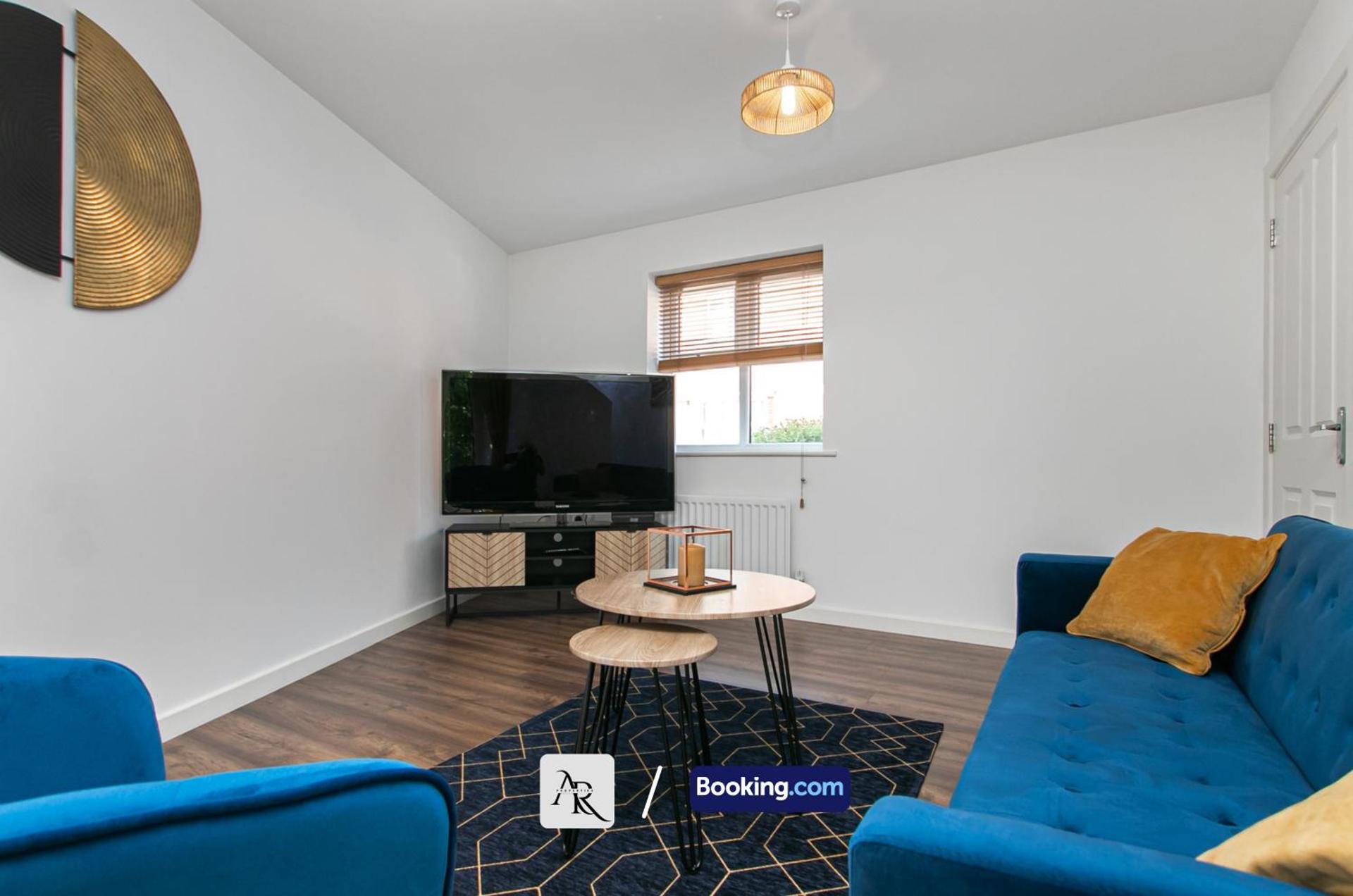 Communal lounge/ TV room