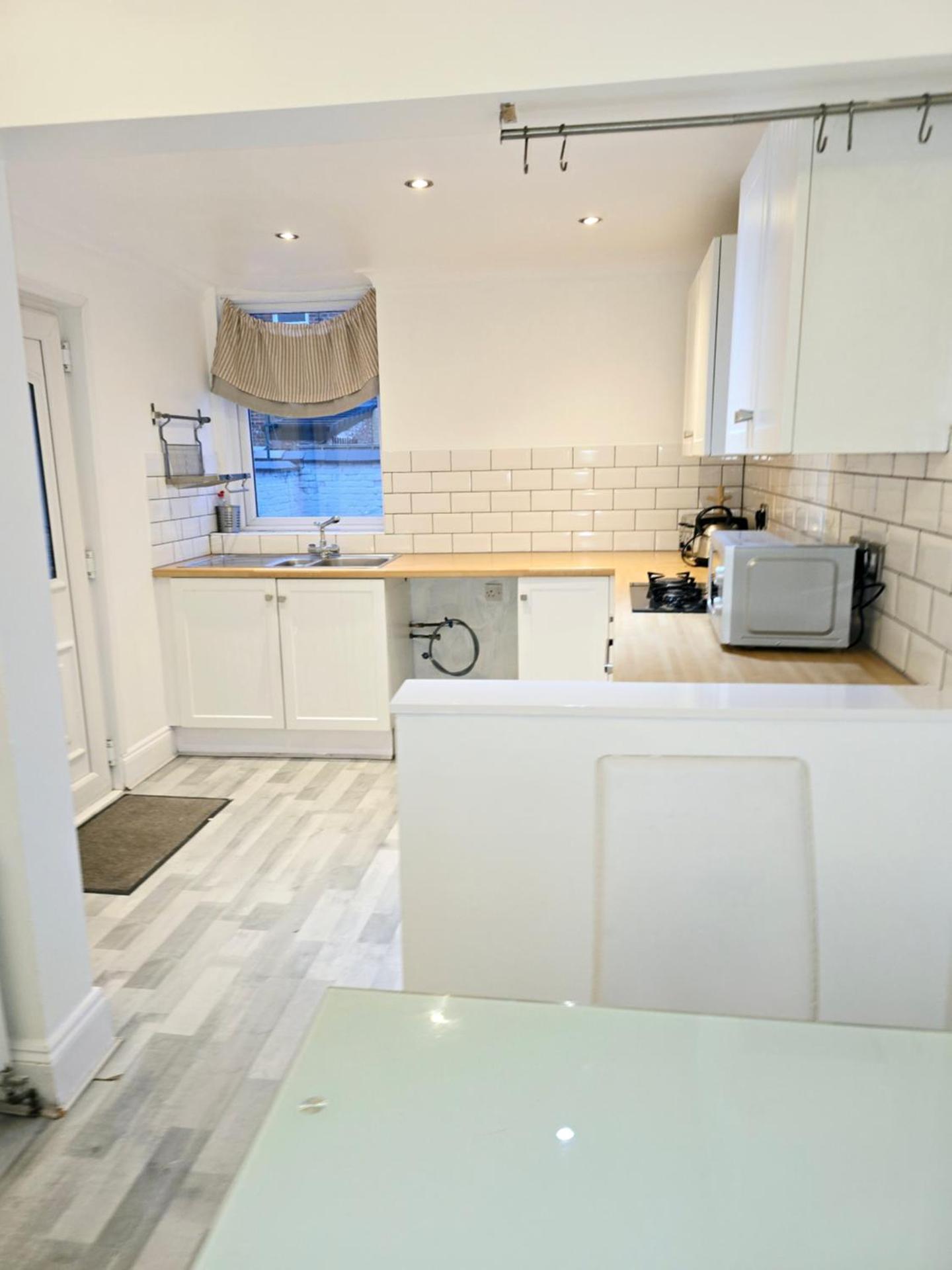 Hollinwood Immaculate Home