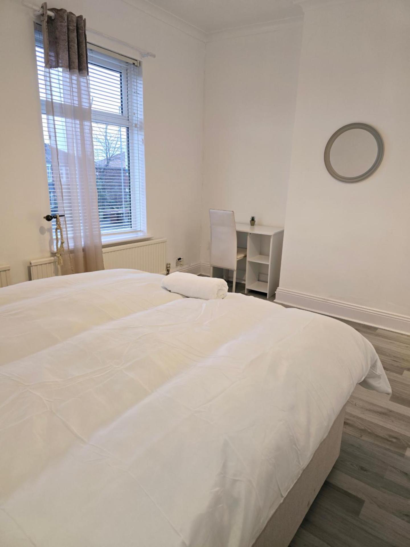 Hollinwood Immaculate Home