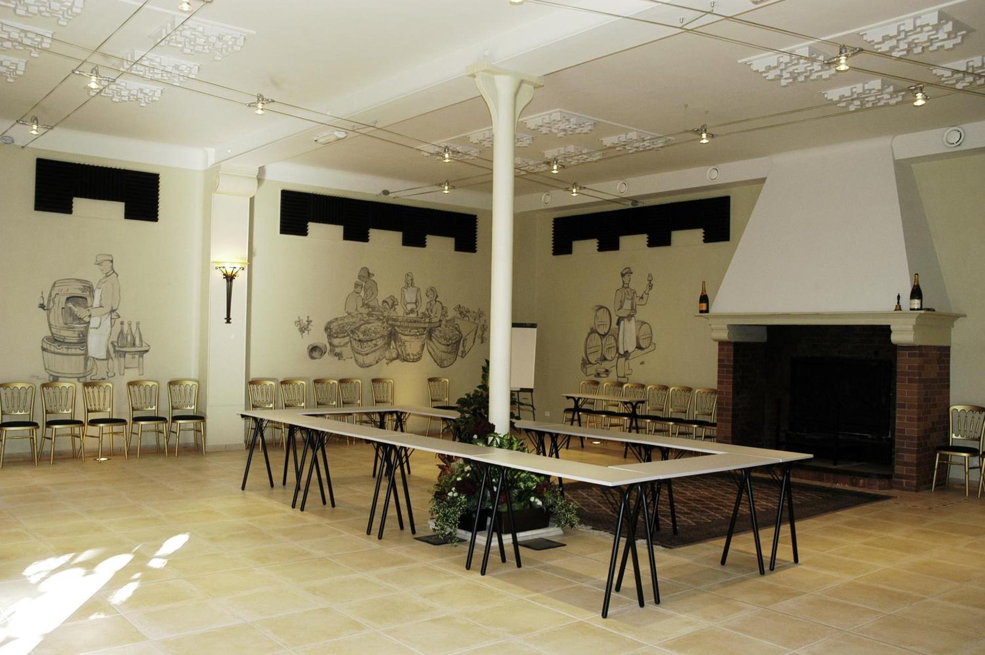 Meeting/conference room