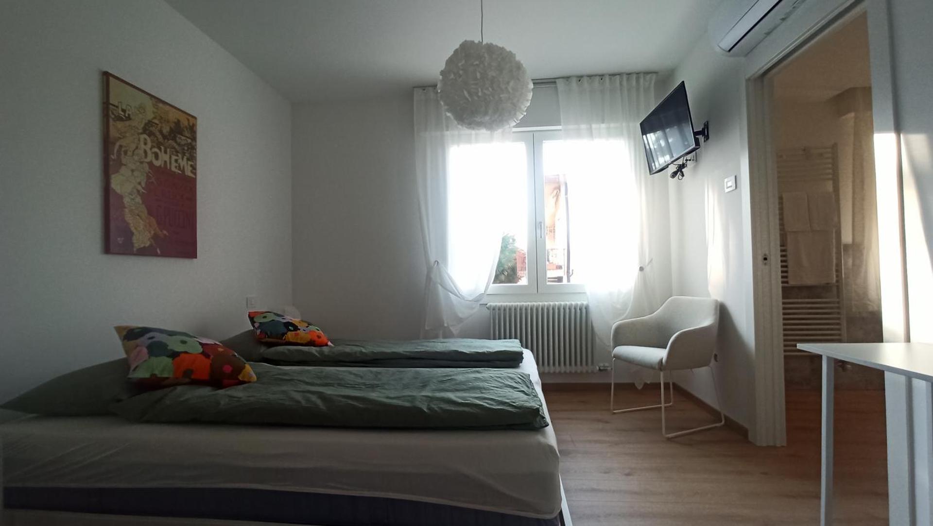 DESDEMA & OPERA Rooms