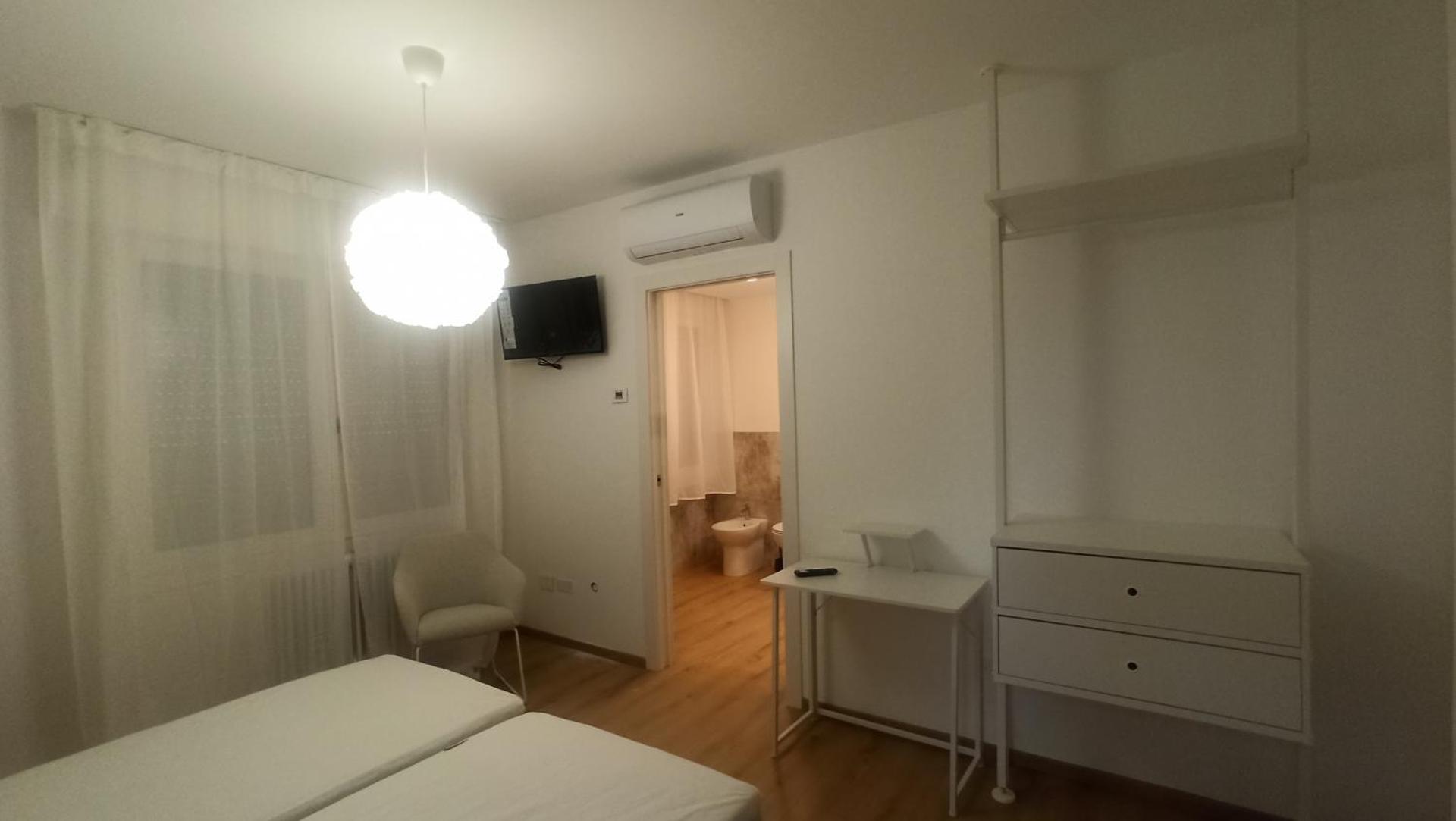 DESDEMA & OPERA Rooms