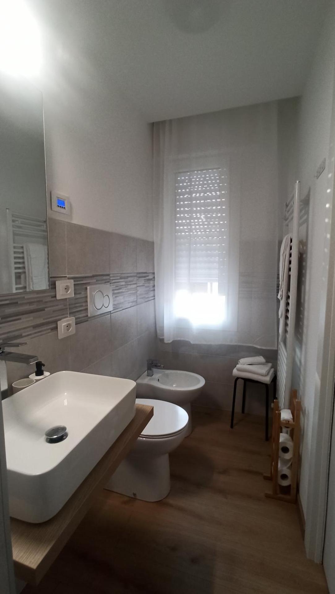 DESDEMA & OPERA Rooms