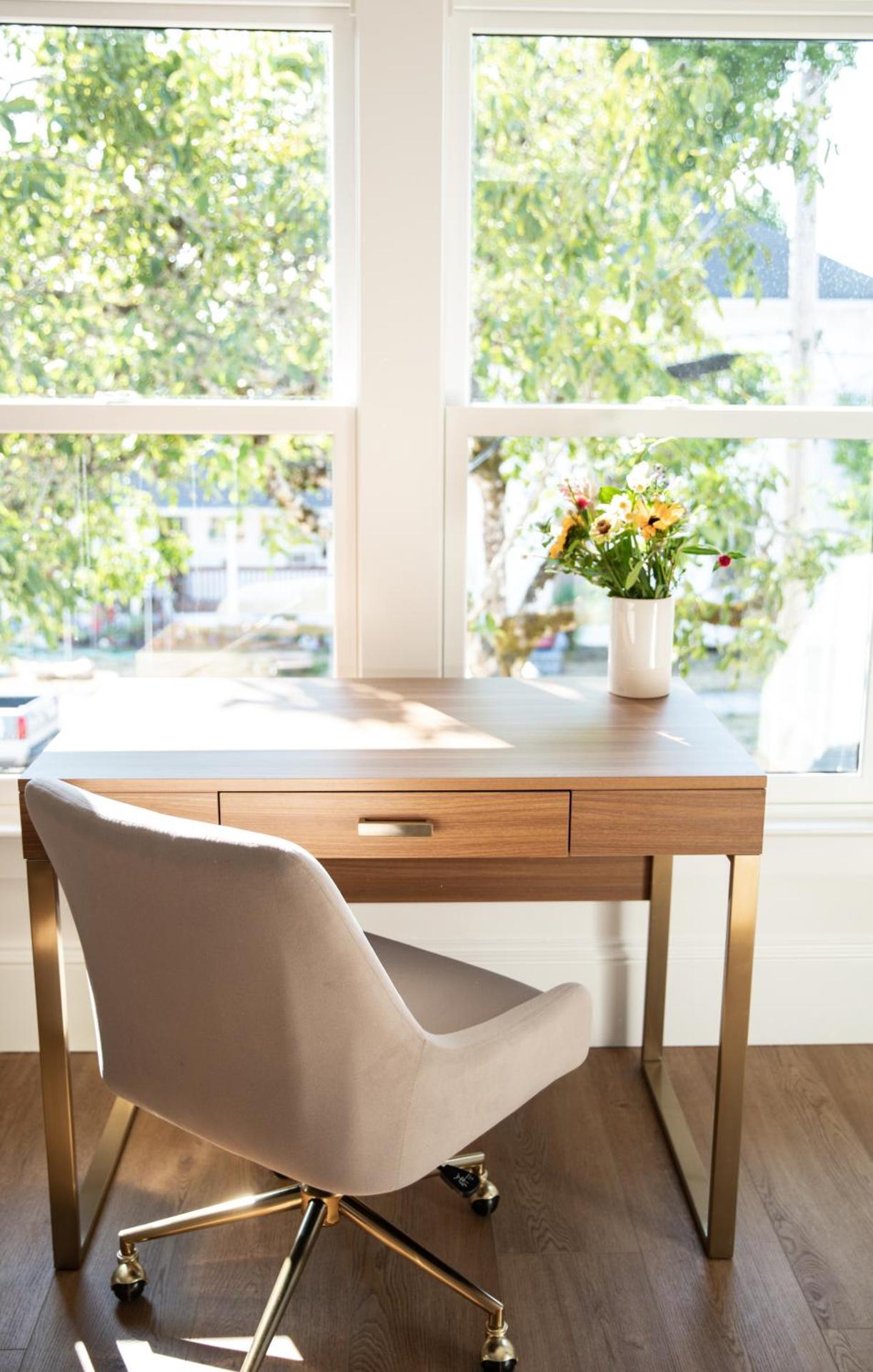 Værelse med kingsize-seng