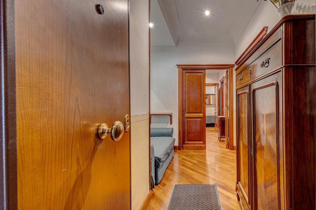 Vatican Luxury Suite Bragadin