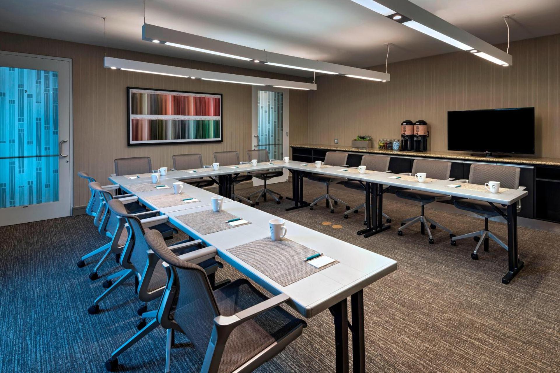 Meeting/conference room