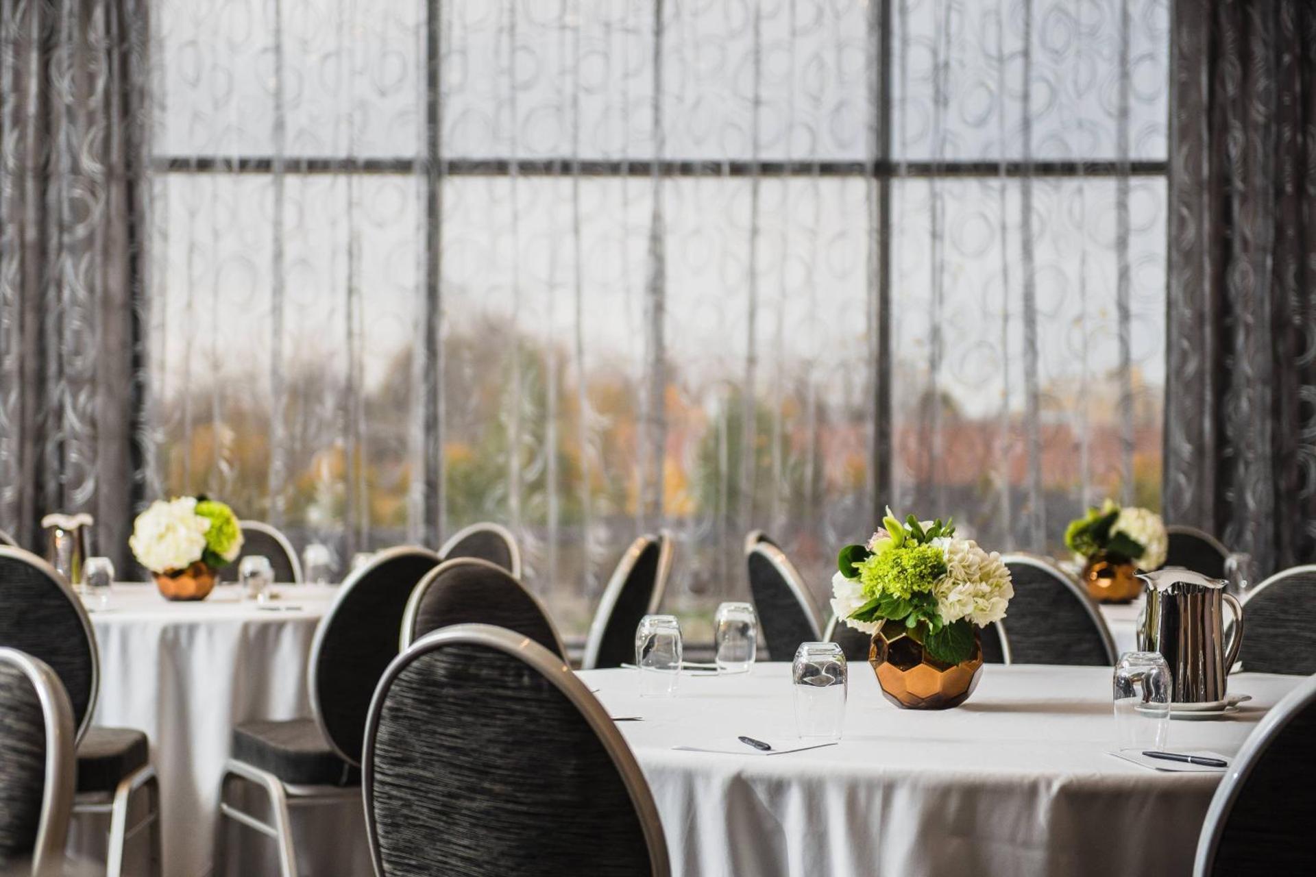 Meeting/conference room