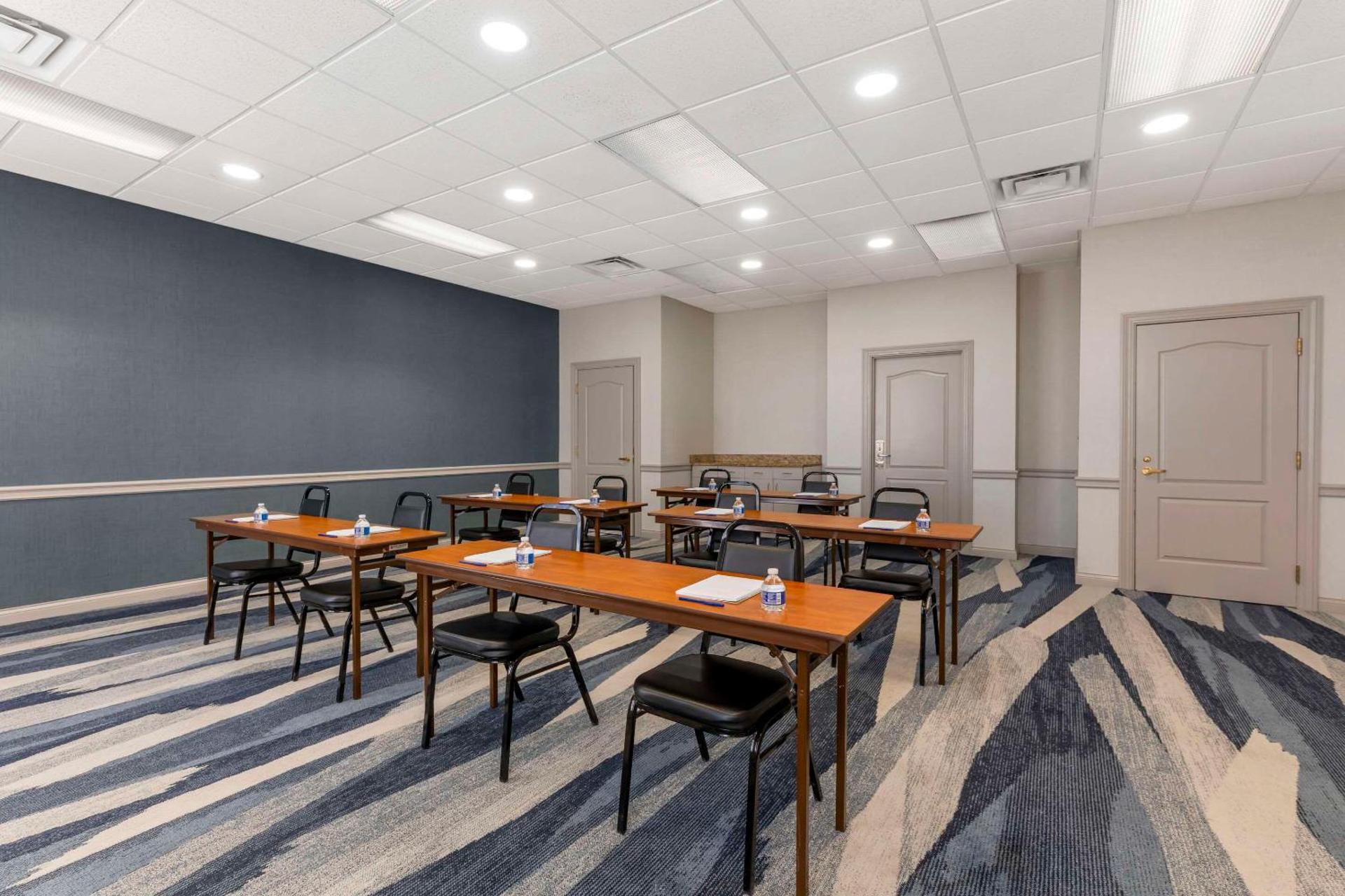 Meeting/conference room