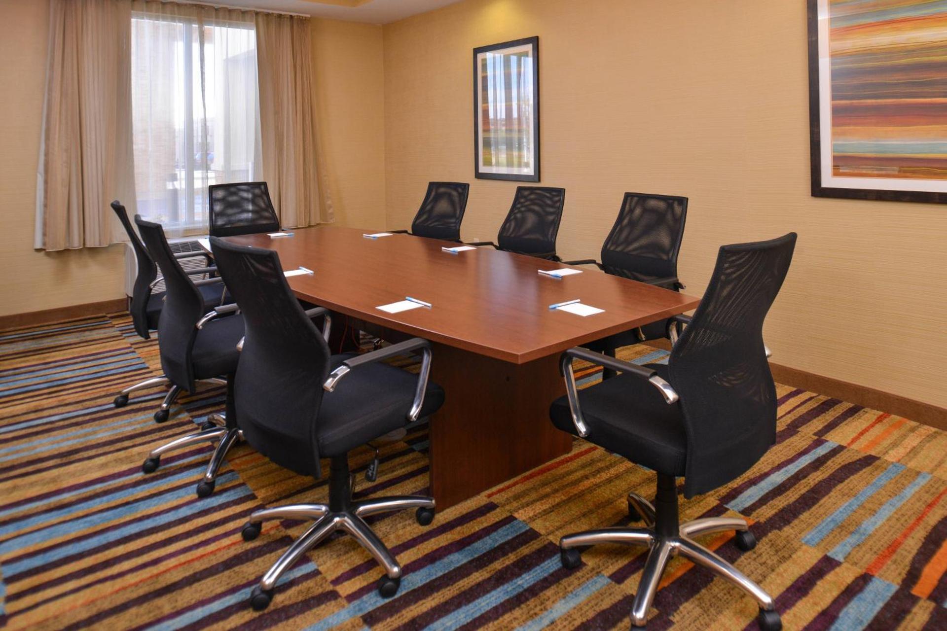 Meeting/conference room