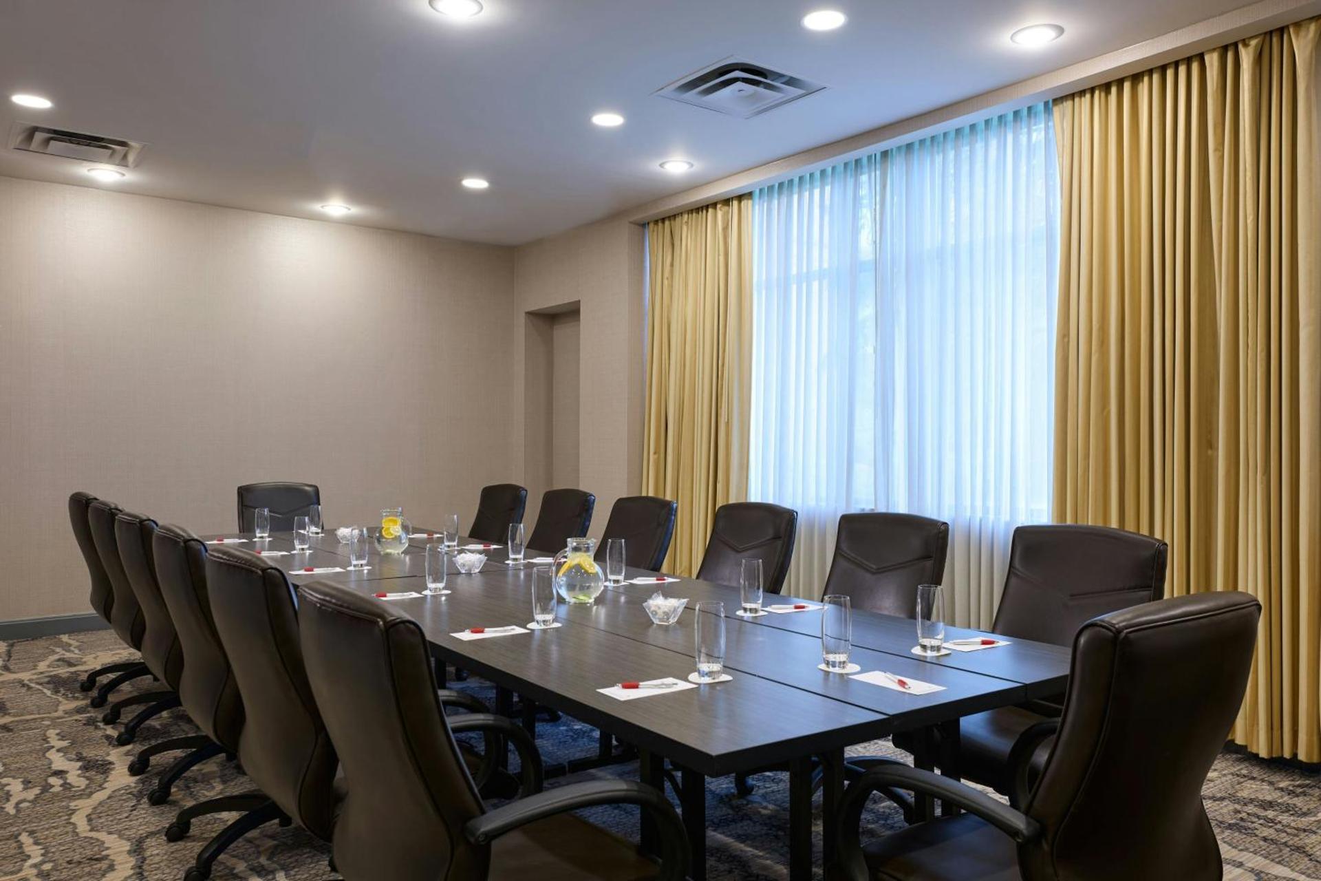 Meeting/conference room