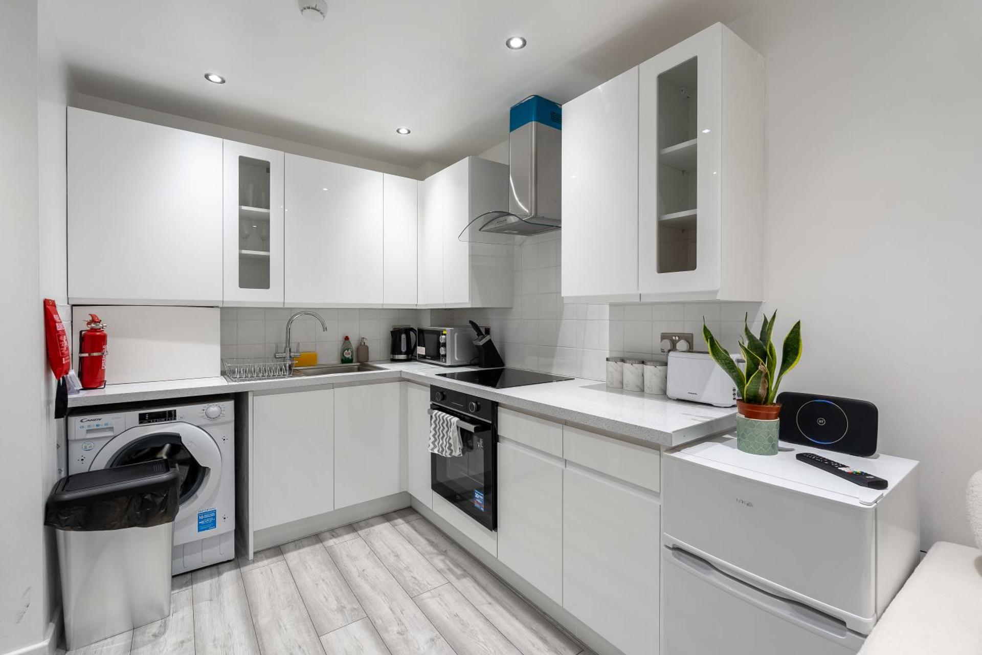 Luxury Flat Near Central London - Tower Bridge- Covent Garden