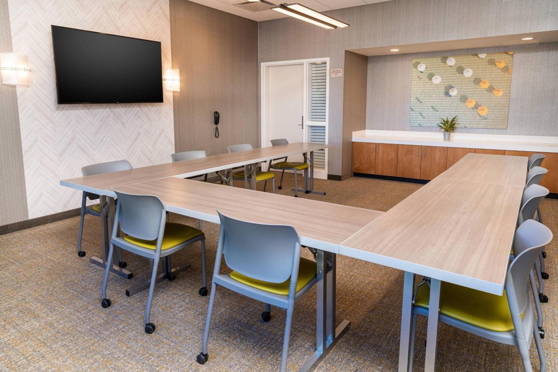 Meeting/conference room