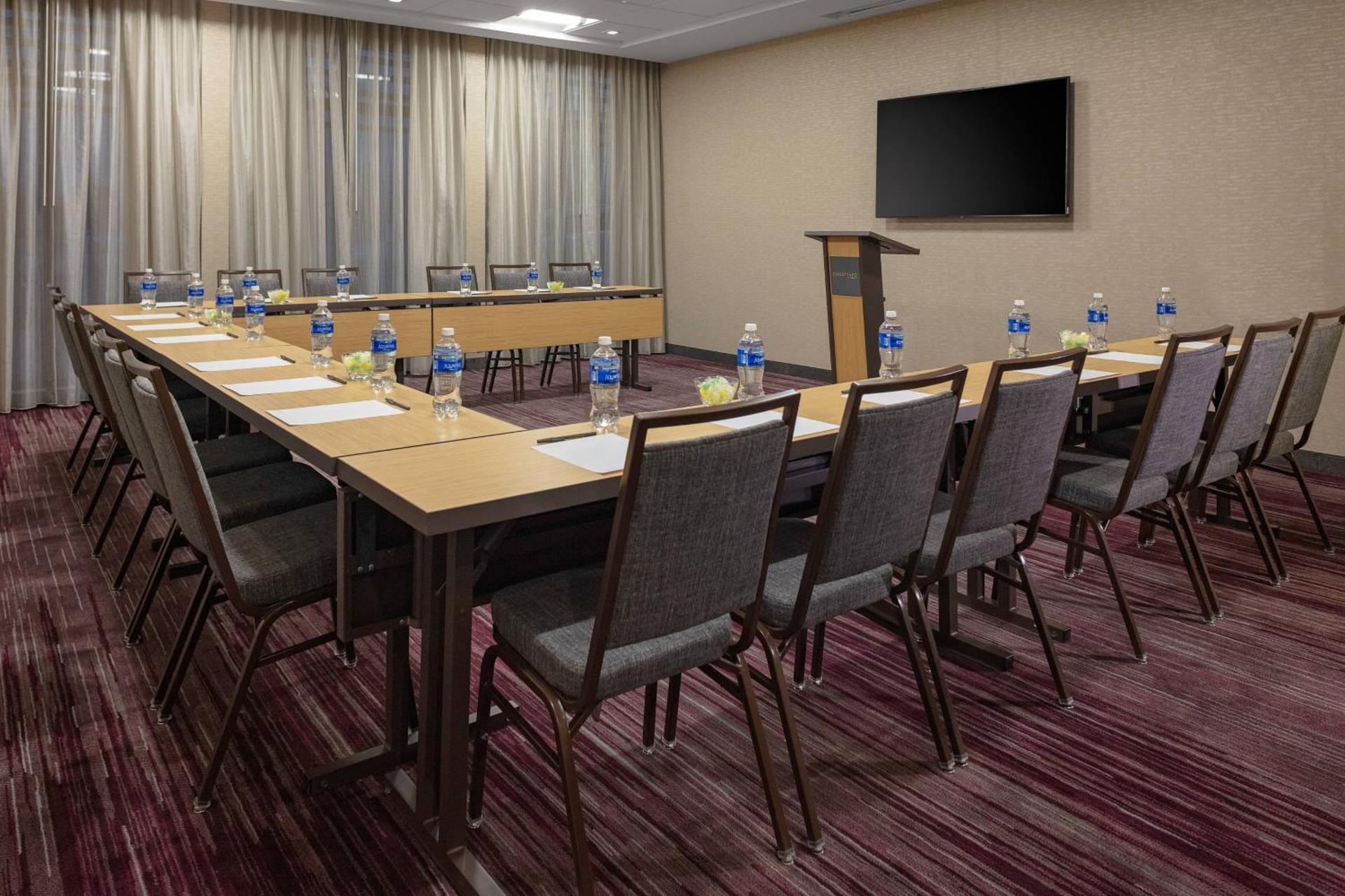 Meeting/conference room