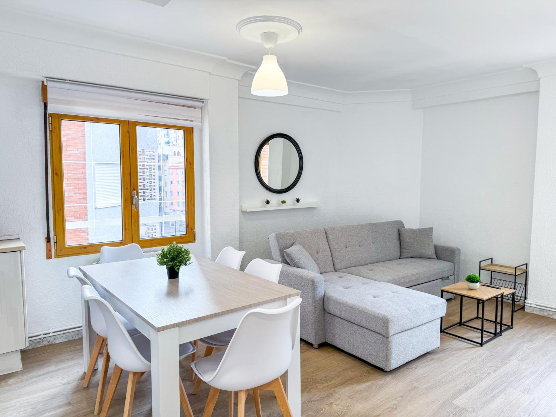 El Aguila Del Pilar ComoTuCasa