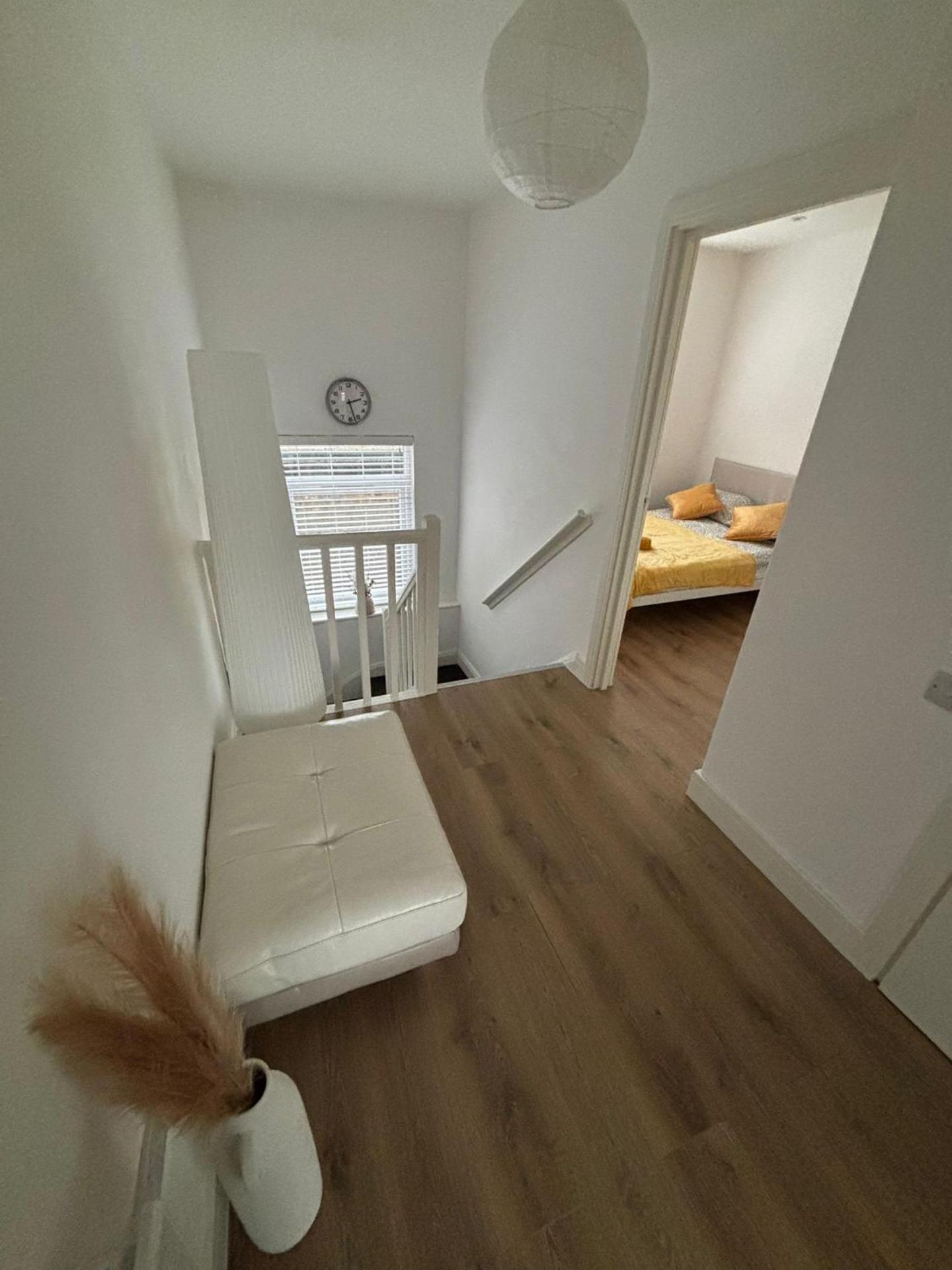 Beatiful 3 bedroom apartment near Tower Bridge