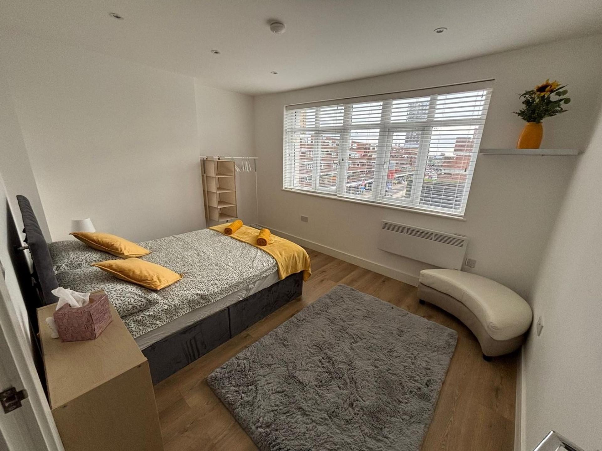 Beatiful 3 bedroom apartment near Tower Bridge