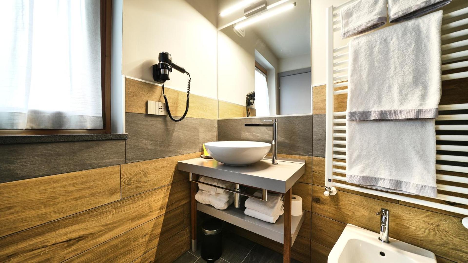 Double or Twin Room with Extra Bed