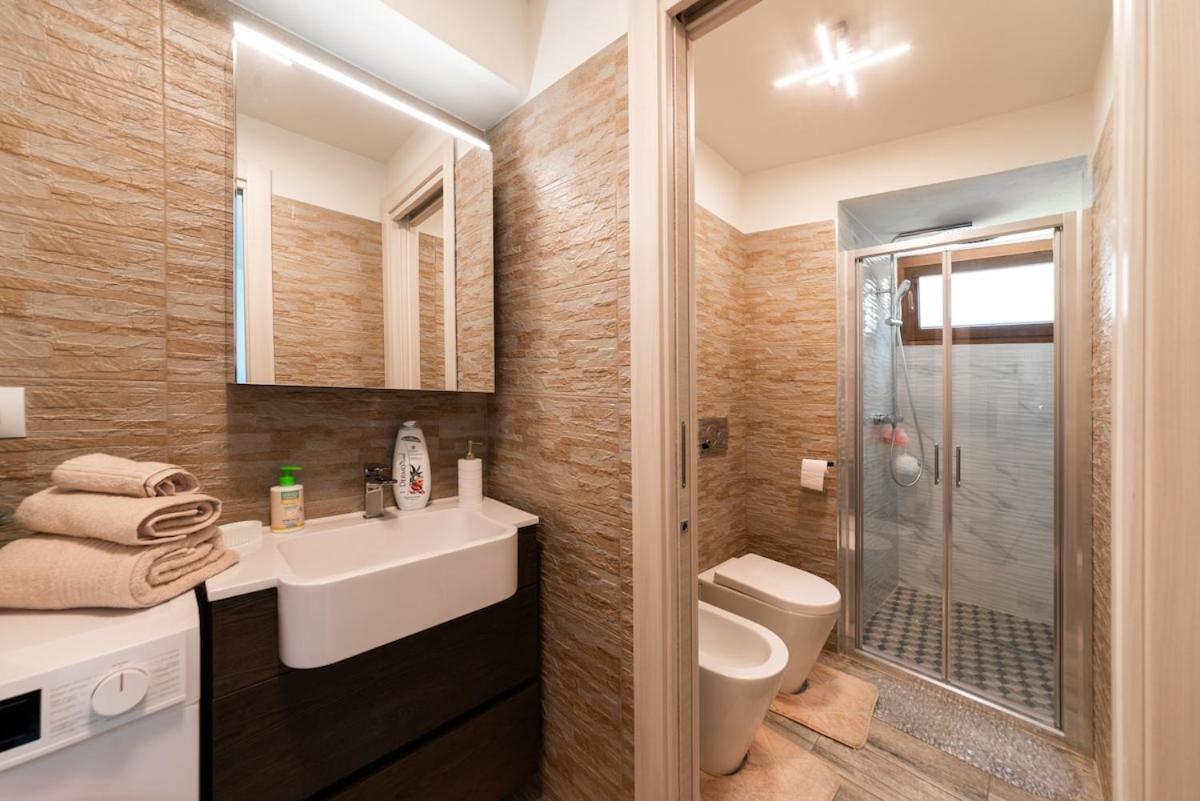 Da Bianca a step from the Palace