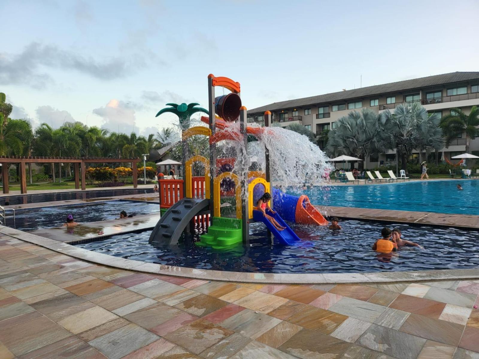 BEACH CLASS ECO LIFE Flat 2 dorm em condomínio à beira-mar Enxoval incluso B203