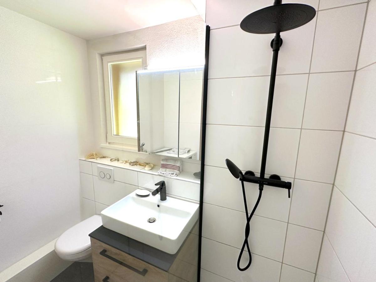 SwissHut Stunning Views Alps Lake - Apart. Staat 22